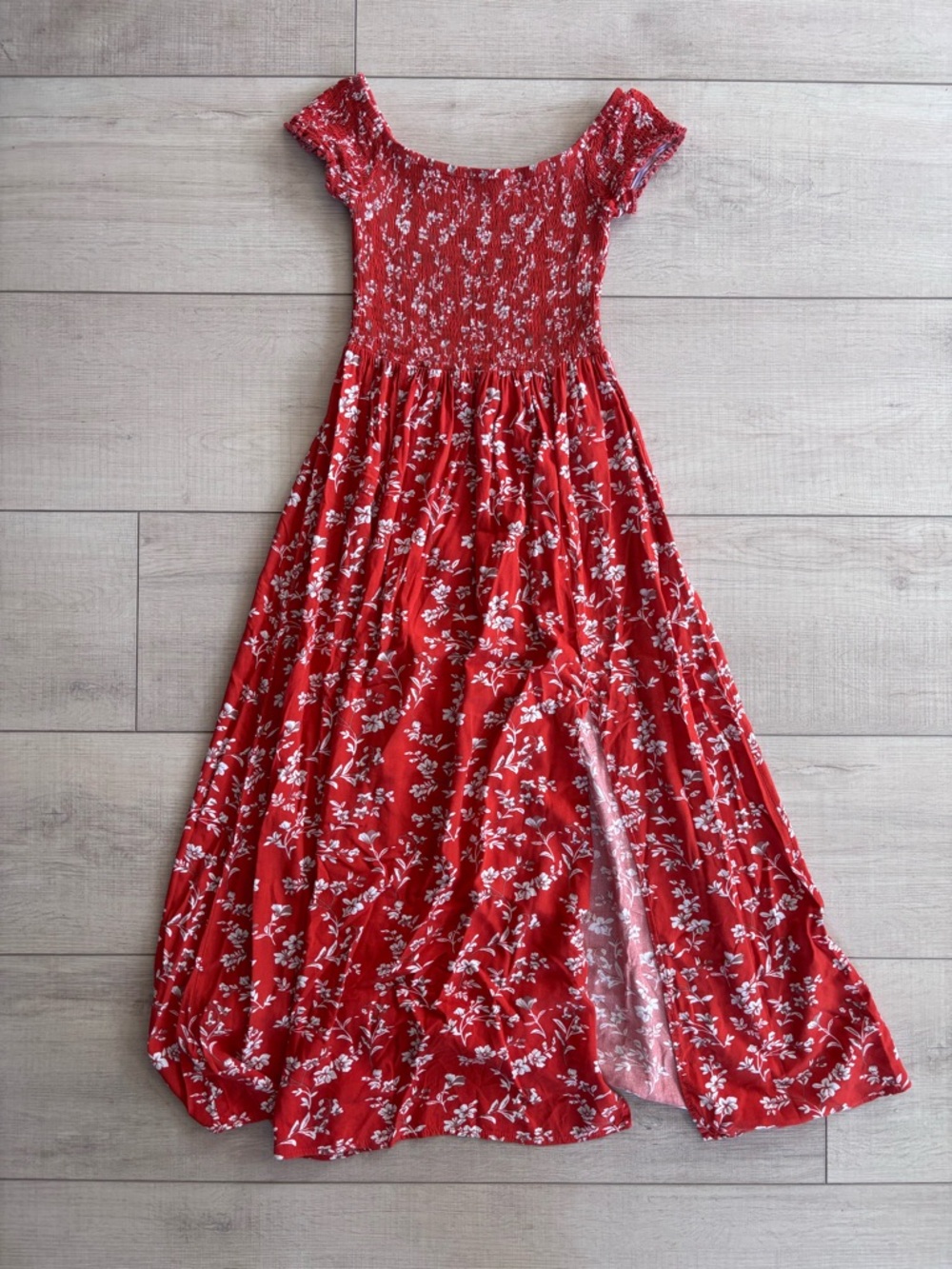 Red Floral Smocked Maxi Dress w/ White Floral Print & Side Split Boho Size S